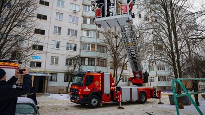 У Харкові та районі за добу у побутових пожежах опіків зазнали троє людей