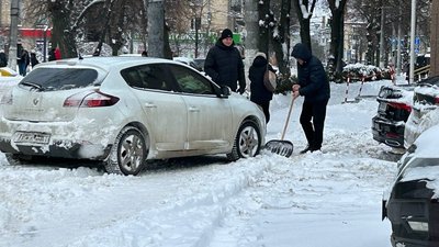 Житомир, дороги, сніг, 9 січня 2026 року