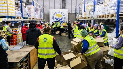 Банк продовольства на Чернігівщині: як він працює, які продукти приймає, кому допомагає