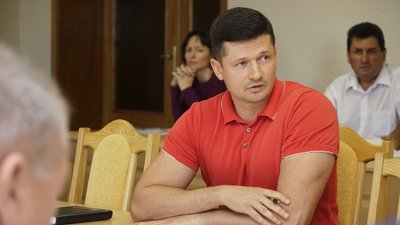 У Полтаві затримали екс-директора обласного департаменту екології Максима Брикульського