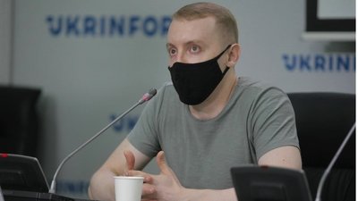 "Війна не прийшла у свідомість українців". Письменник Станіслав Асеєв про окупацію Донбасу та полон "Війна не прийшла у свідомість українців". Письменник Станіслав Асеєв про окупацію Донбасу та полон