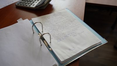 “Підпис не мій — це хтось підробив”: мешканці багатоповерхівки в Сумах два роки не платять по підвищеному тарифу