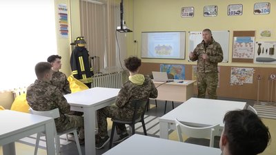 Вчитель Андрій Дутка