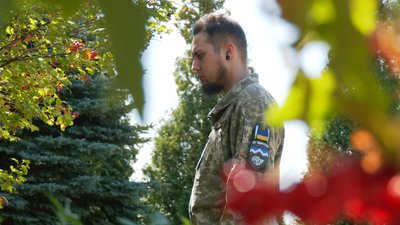 "З матір'ю наші погляди розійшлися". Історія бурята-монгола Олексія Васильєва, який захищає Україну "З матір'ю наші погляди розійшлися". Історія бурята-монгола Олексія Васильєва, який захищає Україну