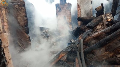 На Житомирщині на пожежі у власній оселі загинув чоловік