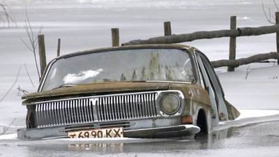 Пів метра води у погребах і відрізана одна з вулиць: як живе прикордонне село Мньов, що на Чернігівщині Пів метра води у погребах і відрізана одна з вулиць: як живе прикордонне село Мньов, що на Чернігівщині