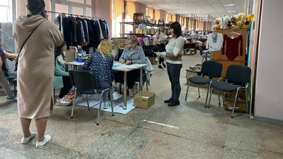 Понад 25 тисяч переселенців отримали допомогу в одному із гуманітарних центрів Полтави Понад 25 тисяч переселенців отримали допомогу в одному із гуманітарних центрів Полтави