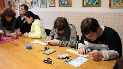 Заробляти гроші та перемога України — про що мріють люди із синдромом Дауна у Сумах