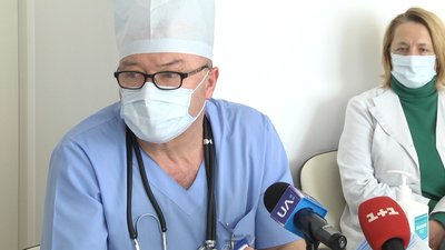 У Житомирі медики обласної лікарні виступили на захист свого керівника У Житомирі медики обласної лікарні виступили на захист свого керівника