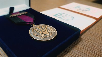 Іванофранківця Володимира Фіцика нагородили медаллю "За поранення" Іванофранківця Володимира Фіцика нагородили медаллю "За поранення"