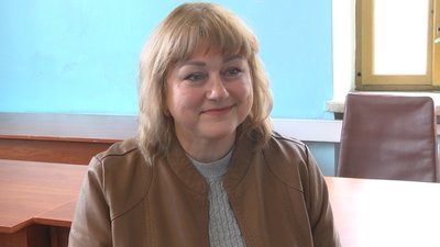 В клубі української мови у Луцьку вчать скоромовки і долають "акання" В клубі української мови у Луцьку вчать скоромовки і долають "акання"