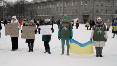 У Чернігові родини військовополонених нацгвардійців з ЧАЕС провели акцію