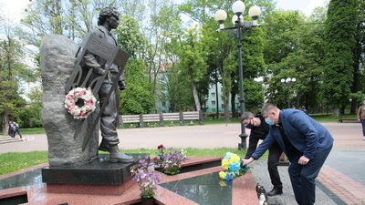 У Франківську відзначили День Героїв У Франківську відзначили День Героїв