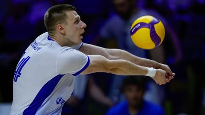 Ілля Ковальов у матчі проти Туреччини у Лізі націй з волейболу