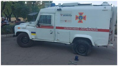 Пошкоджений автомобіль ДСНС