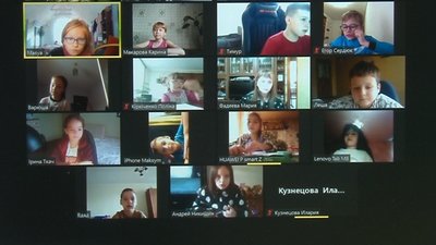 Черкаські школи відмовилися від російської мови Черкаські школи відмовилися від російської мови