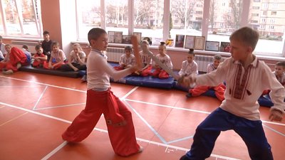 Краматорських школярів запрошують навчитись бойового гопака