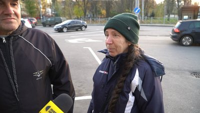 У Дніпрі планують встановити новорічну ялинку: чи підтримують рішення містяни У Дніпрі планують встановити новорічну ялинку: чи підтримують рішення містяни