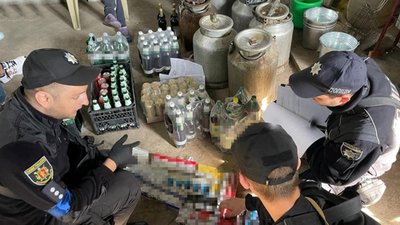 Запоріжанка продавала алкоголь неповнолітнім. 12-річна дівчина потрапила до лікарні