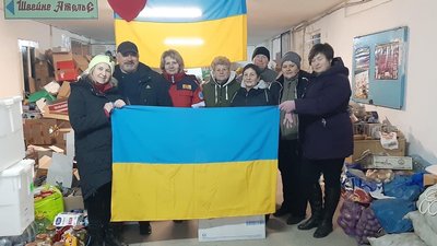 "Приютили 30 земляків": родина з Вінничини згуртувала німців задля допомоги Україні "Приютили 30 земляків": родина з Вінничини згуртувала німців задля допомоги Україні