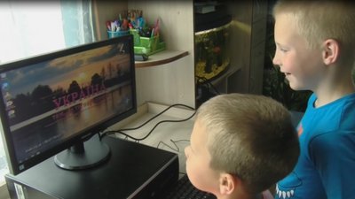 Волинські атовці подарували комп'ютери дітям загиблих побратимів