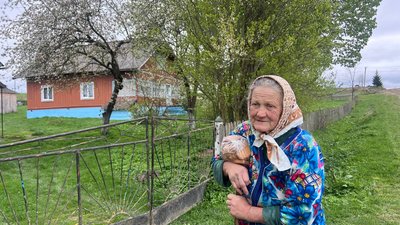 Марія Славич купила сухарі Марія Славич купила сухарі