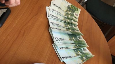 Фальшиві гроші Фальшиві гроші