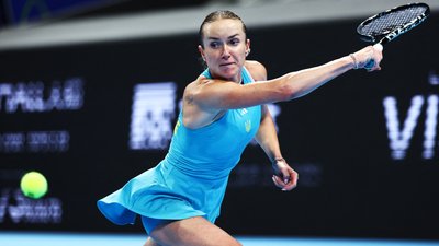 Еліна Світоліна в матчі чвертьфіналу Кубка Біллі Джин Кінг
