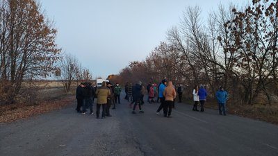 На Полтавщині у Сенчанській громаді влаштували акцію протесту На Полтавщині у Сенчанській громаді влаштували акцію протесту