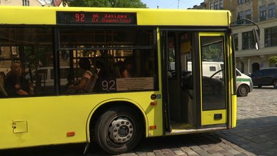 У Львові тиждень курсує маршрут №92: у мерії розповіли скільки пасажирів ним скористалось