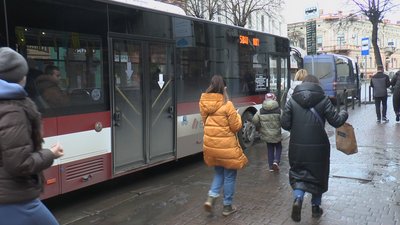 З березня проїзд у комунальному транспорті Франківська може здорожчати З березня проїзд у комунальному транспорті Франківська може здорожчати