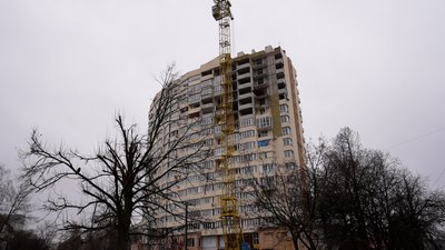 ФАБ-500 з неба: бомбардування вулиці Чорновола у Чернігові. РЕПОРТАЖ ФАБ-500 з неба: бомбардування вулиці Чорновола у Чернігові. РЕПОРТАЖ