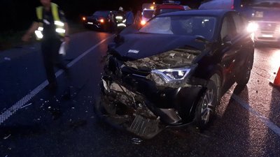 ДТП на Львівщині: вісім людей травмовані, серед них — неповнолітній ДТП на Львівщині: вісім людей травмовані, серед них — неповнолітній
