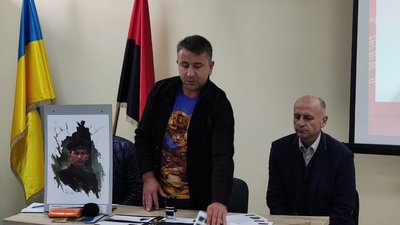 У Тернополі презентували марку сотенного УПА У Тернополі презентували марку сотенного УПА