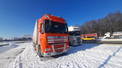 У Львові обмежили рух вантажівок, що їдуть транзитом
