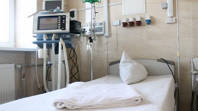 Ще одна госпітальна база: у райлікарні на Дніпропетровщині додали 204 ліжка для хворих на COVID-19