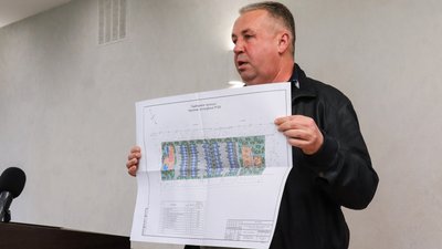 На Лісовій просіці у Черкасах забудовник висадить 300 сосен