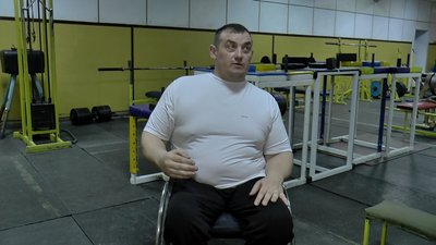 "Це як життя": у Полтаві армреслери з інвалідністю та молодь готуються до всеукраїнських змагань "Це як життя": у Полтаві армреслери з інвалідністю та молодь готуються до всеукраїнських змагань