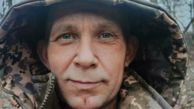 "Верніть мені Вітю": дружина бійця ЗСУ про суд над військовим РФ із Севастополя