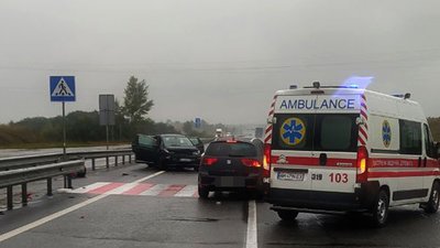 ДТП на Житомирщині: на трасі Київ – Чоп в напрямку Рівного ускладнений рух транспорту