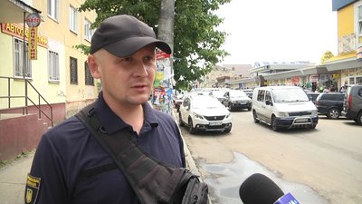 За місяць роботи житомирські інспектори з паркування виявили більше 2 тисяч порушень За місяць роботи житомирські інспектори з паркування виявили більше 2 тисяч порушень