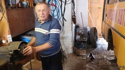 водій водій