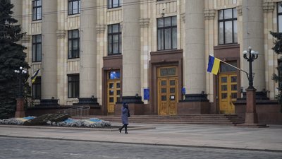 У день жалоби в Харкові приспустили прапори та скасували розважальні заходи У день жалоби в Харкові приспустили прапори та скасували розважальні заходи
