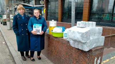 "Те, що відбувається зараз, згуртовує всіх, тому ми — непереможні": волонтер з Черкас про війну "Те, що відбувається зараз, згуртовує всіх, тому ми — непереможні": волонтер з Черкас про війну
