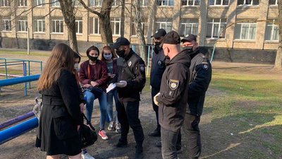 Порушення карантину: харківська поліція назвала кількість протоколів за місяць