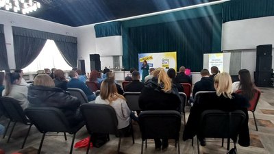 Продуктові набори та дитячі товари — волонтери сумського осередку "СпівДія" розповіли, кому допомагали потягом року Продуктові набори та дитячі товари — волонтери сумського осередку "СпівДія" розповіли, кому допомагали потягом року