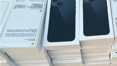 В Україну незаконно ввезли техніку на 100 млн грн за змовою із закарпатськими митниками. Що відомо