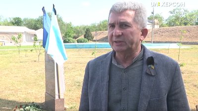 76 роковини департації кримських татар. У Херсоні публічні заходи відмінили, проте жертв згадували 76 роковини департації кримських татар. У Херсоні публічні заходи відмінили, проте жертв згадували
