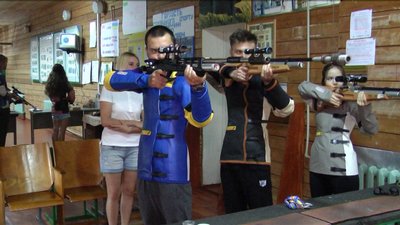 Золото й срібло здобули вінничани на чемпіонаті з кульової стрільби