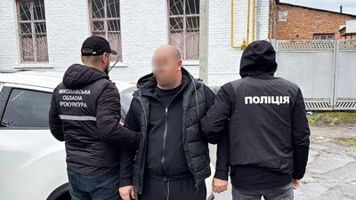На Миколаївщині поліцейські підозрюють держслужбовця в хабарництві